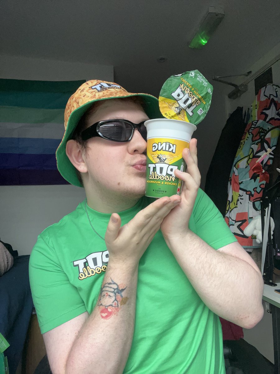 Kuinno (@itskuinno) on Twitter photo omggg
Huge thank you to <a href="/PotNoodle/">Potty Noods</a> and <a href="/nse_gg/">National Student Esports</a> for the opportunity to be one of their student brand ambassadors <3 #ad
Look at all these lovely goodies, i feel so #stylish
Make sure to check out my unboxing on tiktok and instagram (<a href="/itsKuinno/">Kuinno</a> on there too) πππ omggg
Huge thank you to <a href="/PotNoodle/">Potty Noods</a> and <a href="/nse_gg/">National Student Esports</a> for the opportunity to be one of their student brand ambassadors <3 #ad
Look at all these lovely goodies, i feel so #stylish
Make sure to check out my unboxing on tiktok and instagram (<a href="/itsKuinno/">Kuinno</a> on there too) πππ
