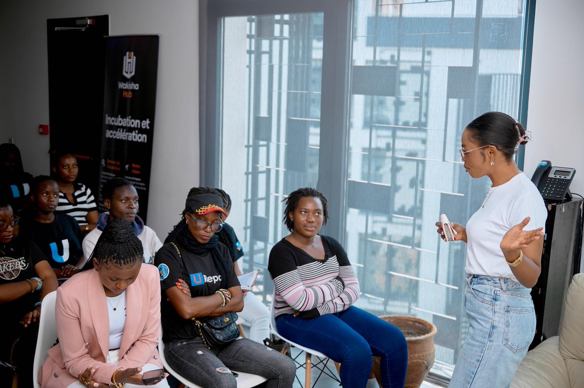 🎉 C'est fait !!!
Dans une atmosphère de partage, de débat, de joie et de réseautage que nous avons lancé officiellement la campagne Art+Feminism 2025 en RDC, devant +50 participants en personne (Goma) et en ligne.

Merci à tous les participants, intervenants et partenaires 🙏🙌
