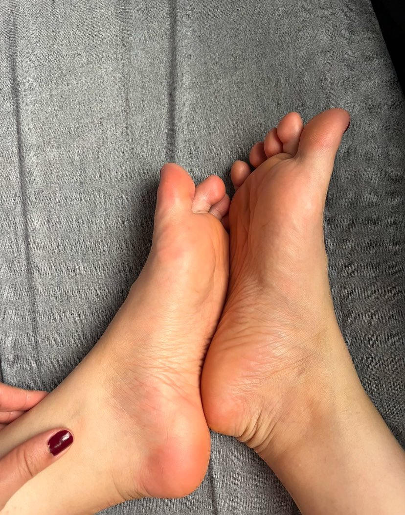 KRALİÇENİZ KUMSAL tweet media