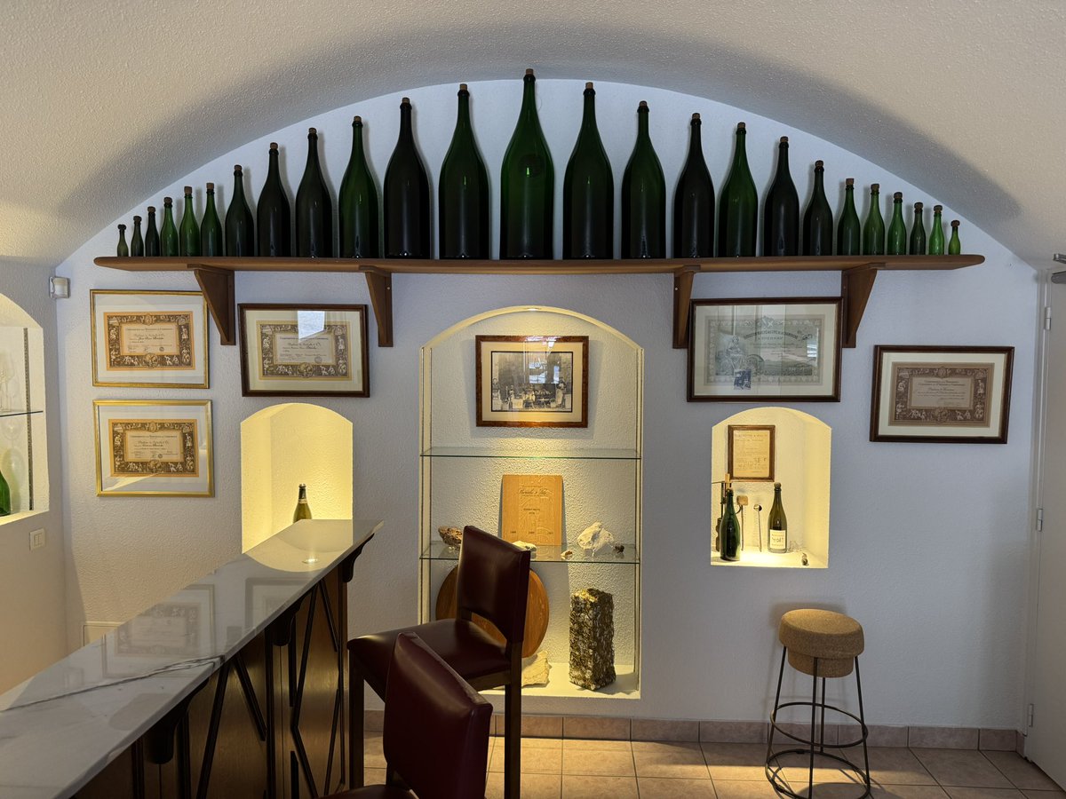 Laurence Fox tweet media