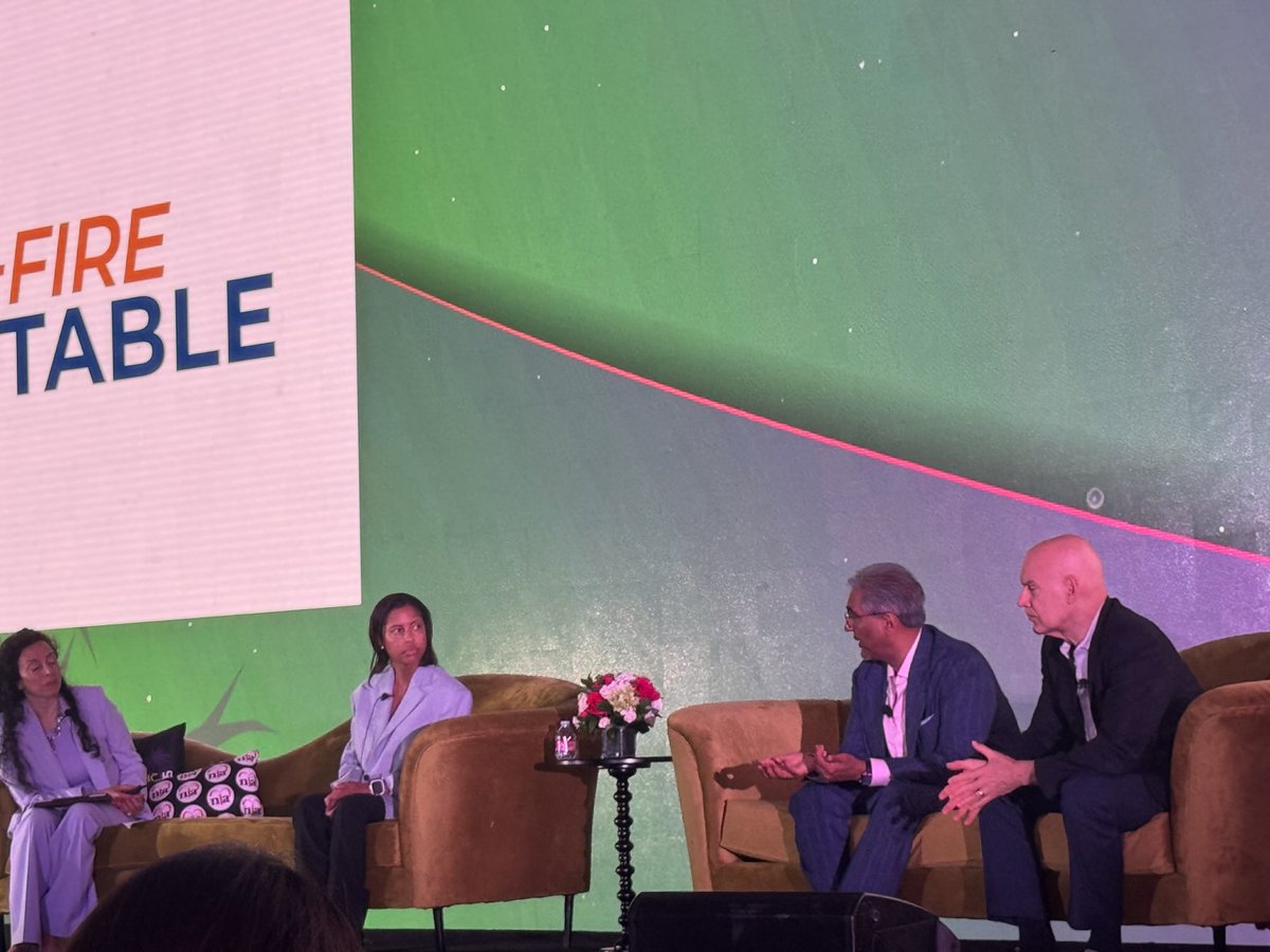 ⁦<a href="/nationallipid/">National Lipid Association</a>⁩ #NLASessions Professor Ray schooling us on CETP inhibition and in this case how much CETPi lowers Lp(a)