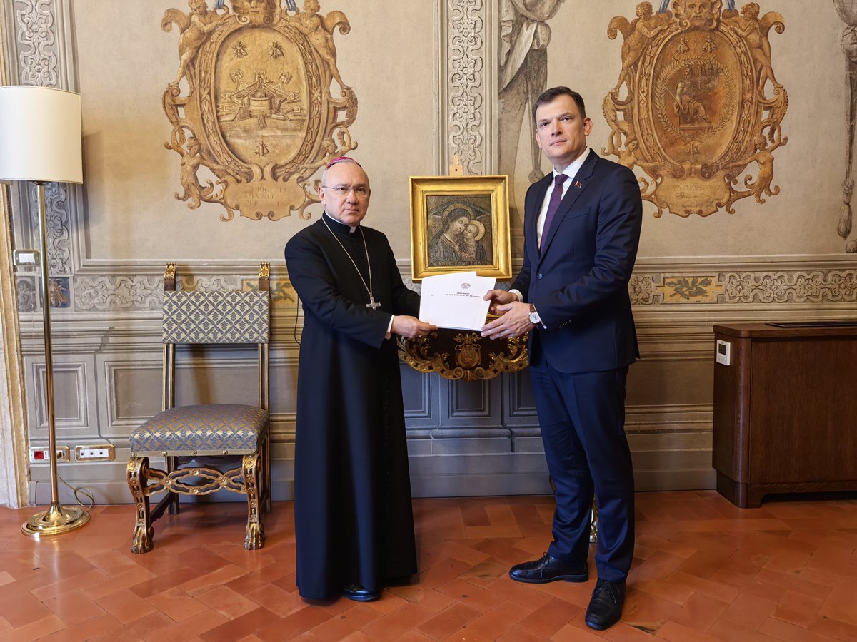 On May 30, 2025, the Ambassador Extraordinary and Plenipotentiary of the Republic of Belarus🇧🇾 to the Holy See🇻🇦, Yury Ambrazevich, presented copies of his credentials to the Deputy Secretary of State of the Vatican for General Affairs, Edgar Peña Parra🤝.