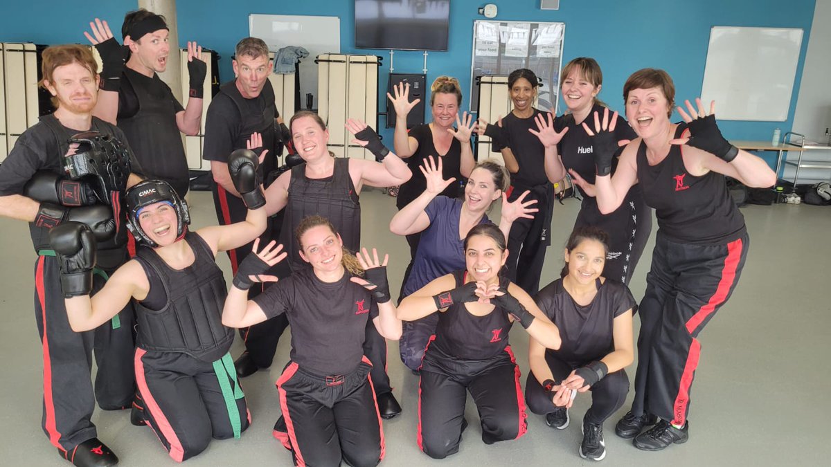 KBfitnessLondon's tweet photo. These photos are some moments from this week’s classes - full of energy, effort, and the incredible spirit that makes our community so special.
#KBFitness #KickboxingLondon #MartialArts #SelfDefence #NewBeginners #LondonFitness #Confidence #FitnessJourney #TryKickboxing
(4/5) https://t.co/IaCFW5kmST