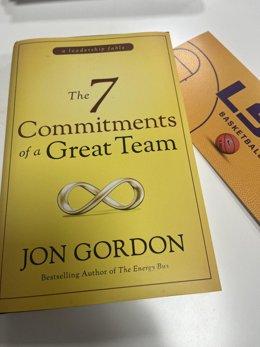 Bob Starkey (@coachbobstarkey) on Twitter photo Walked in the office this morning to find a copy of <a href="/JonGordon11/">Jon Gordon</a>’s latest book from <a href="/CoachMcMahon/">Matt McMahon</a>. No better gift for me than a book — thanks Coach! Walked in the office this morning to find a copy of <a href="/JonGordon11/">Jon Gordon</a>’s latest book from <a href="/CoachMcMahon/">Matt McMahon</a>. No better gift for me than a book — thanks Coach!