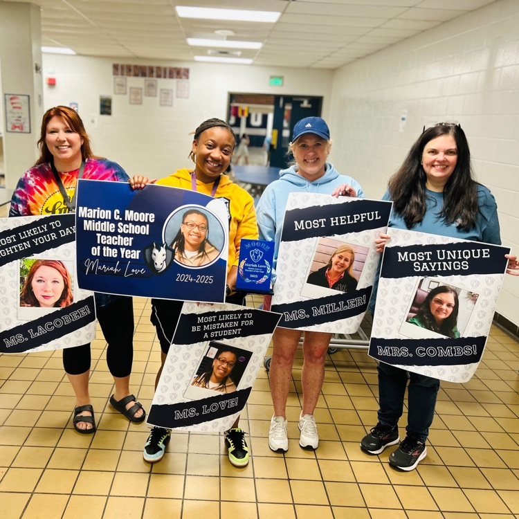 mooremustangs's tweet image. Congratulations to our annual award winners!
⭐️Mr. Comstock, HS teacher of the
year.
⭐️Ms. Love, MS teacher of the year.
⭐️Bret Kuffner, Classified Employee
of the year.
#KNOWmoore