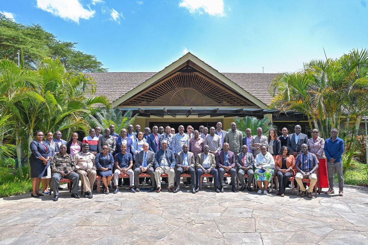 Our continuing collaboration with all arms of government and strategic international partners is crucial for a safer and more resilient Kenya. 

Today, I had the honour of engaging with MPs at the National Assembly Awareness Workshop on Kenya's Strategic Goods Control (SGC) Bill