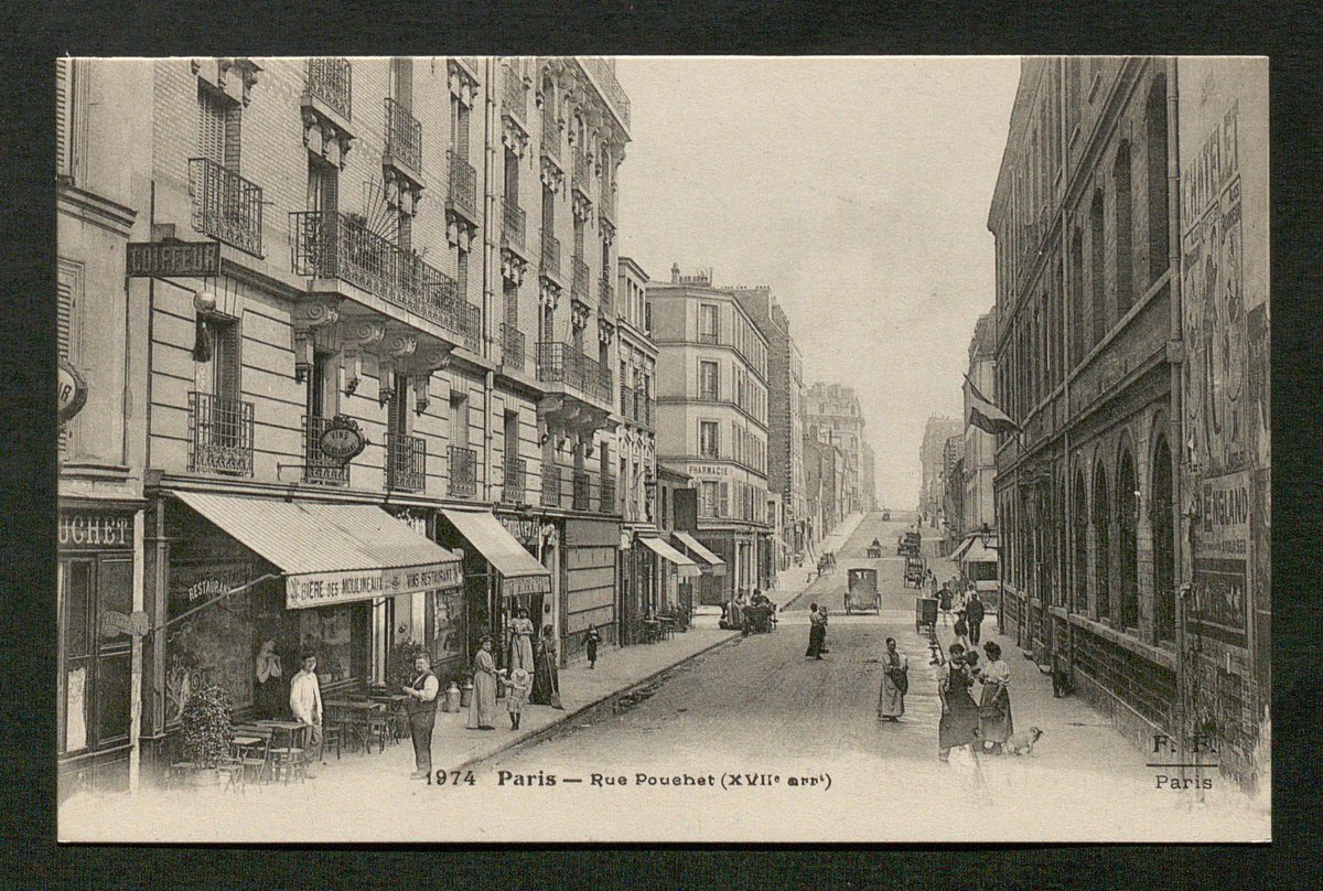 Le 30 mai 1809 meurt le manufacturier et métrologue Louis Ezéchias Pouchet à 58 ans.
Directeur de la filature de coton de Louviers, première manufacture textile en France à utiliser la force hydraulique, il contribue également à la mise en place des nouveaux systèmes de poids et