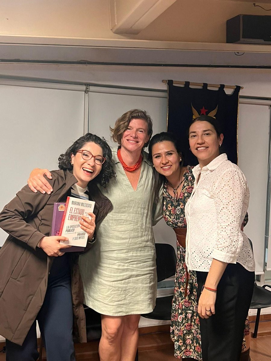 MazzucatoM's tweet photo. Yesterday at @FEconomiaUNAMof I spoke with young women economists on innovation, climate & macroeconomics. Their voices are vital. At SEA, we're working to ensure they help drive real transformative policies. Grateful to Lorena Rodríguez for making this happen. 

Learn more about SEA: https://t.co/BmMObHeFpY