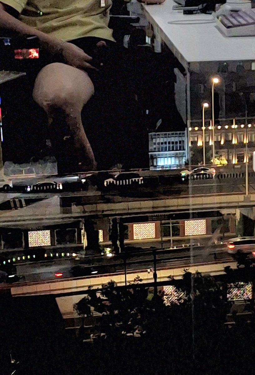 办公室，落地窗