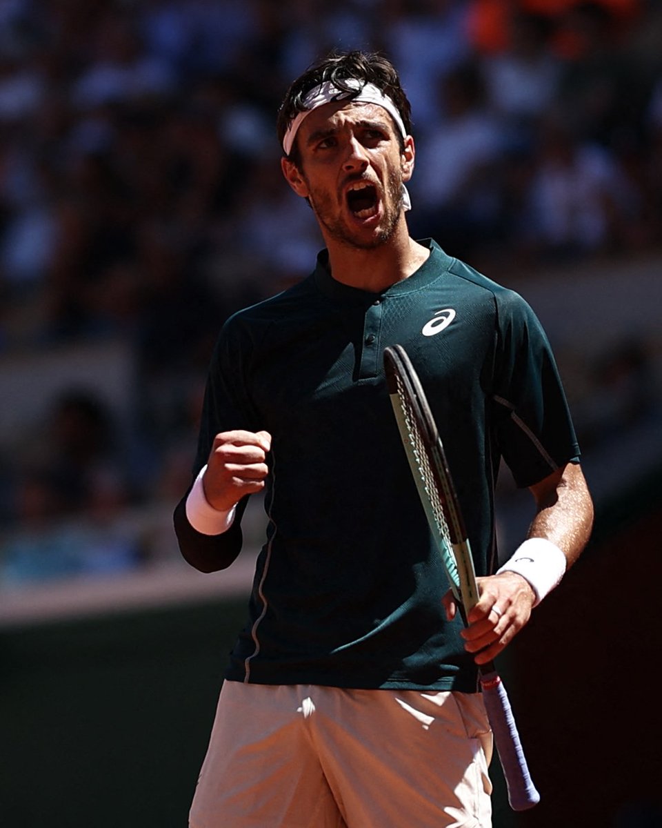 ATP Tour (@atptour) on Twitter photo Into the Round of 16 π£οΈ
<a href="/Lorenzo1Musetti/">Lorenzo Musetti</a> defeats Navone 4-6 6-4 6-3 6-2 to advance in Paris.
<a href="/rolandgarros/">Roland-Garros</a> | #RolandGarros Into the Round of 16 π£οΈ
<a href="/Lorenzo1Musetti/">Lorenzo Musetti</a> defeats Navone 4-6 6-4 6-3 6-2 to advance in Paris.
<a href="/rolandgarros/">Roland-Garros</a> | #RolandGarros