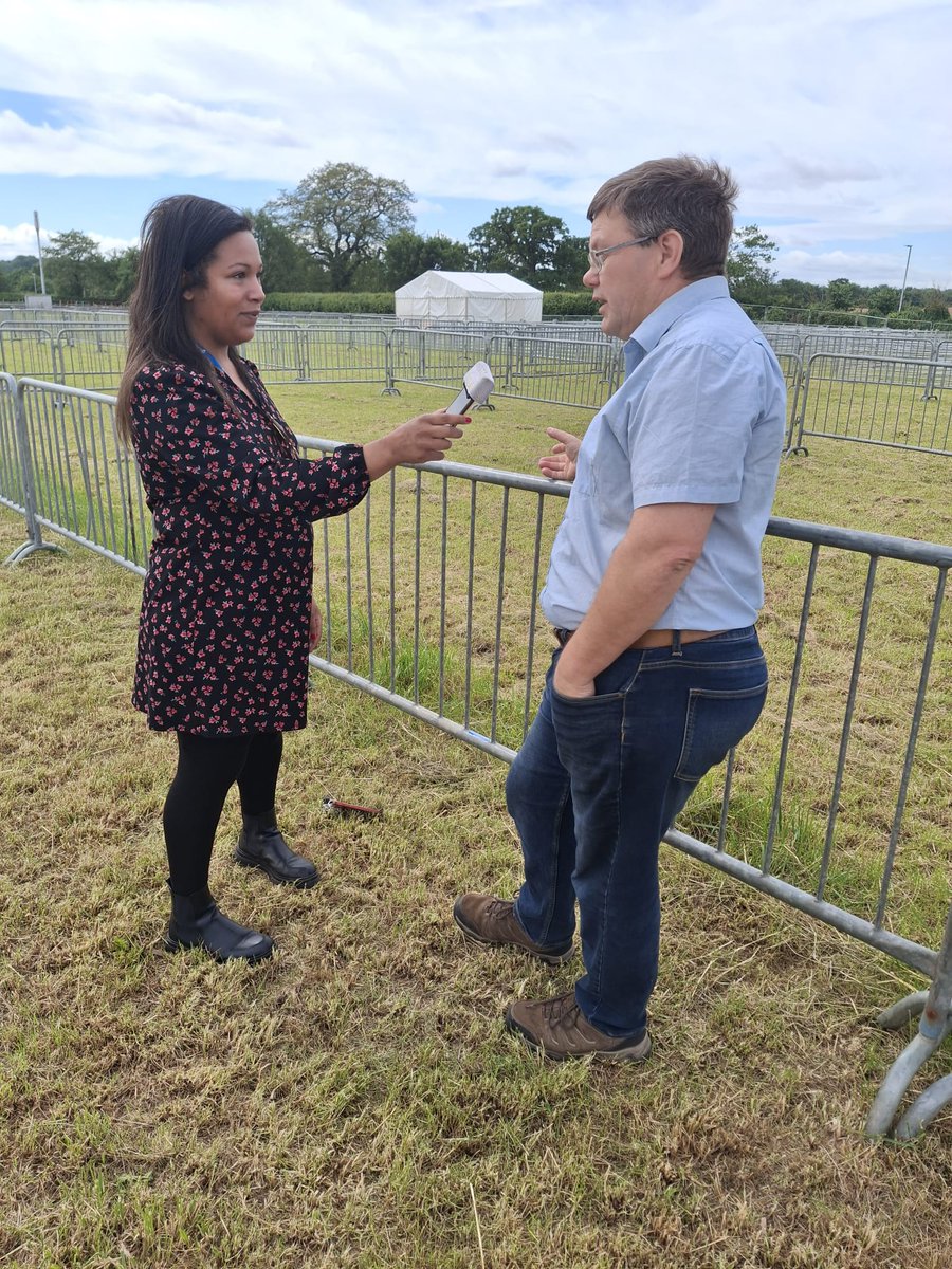 We've been spreading the word of our show's return tomorrow!
BBC CWR, Global Radio and Hits Radio were on site this morning to interview Show Director Charlie Weetman and Mark Meadows, Chair of Warwickshire NFU.
Info on tickets and site directions 👇
kenilworthshow.co.uk/faqs