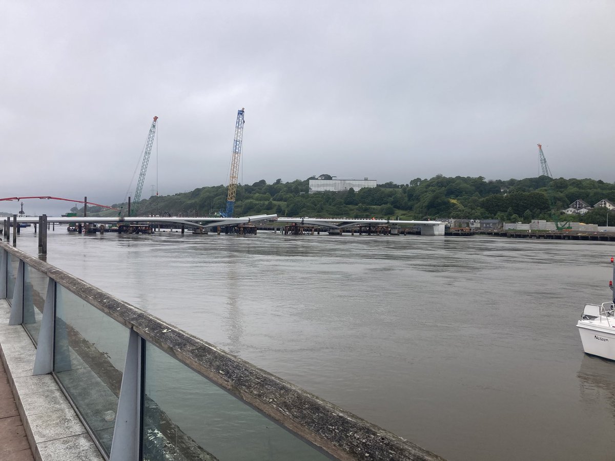 NoelHowley's tweet image. New bridge-old bridge.
