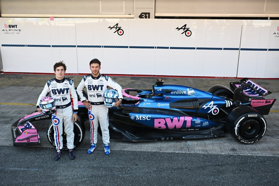 Mauro Feito (@maurofeito) on Twitter photo Primer ensayo para <a href="/FranColapinto/">Franco Colapinto</a>. Queda último, a 8 décimas de Gasly, que probaba nuevo piso del Alpine en Montmeló. Franco estrenaba motor, pero debió parar por un leve incendio en la parte de trasera. Su primera vez con la gama dura de caucho Pirelli. Arranque complejo. #F1 Primer ensayo para <a href="/FranColapinto/">Franco Colapinto</a>. Queda último, a 8 décimas de Gasly, que probaba nuevo piso del Alpine en Montmeló. Franco estrenaba motor, pero debió parar por un leve incendio en la parte de trasera. Su primera vez con la gama dura de caucho Pirelli. Arranque complejo. #F1