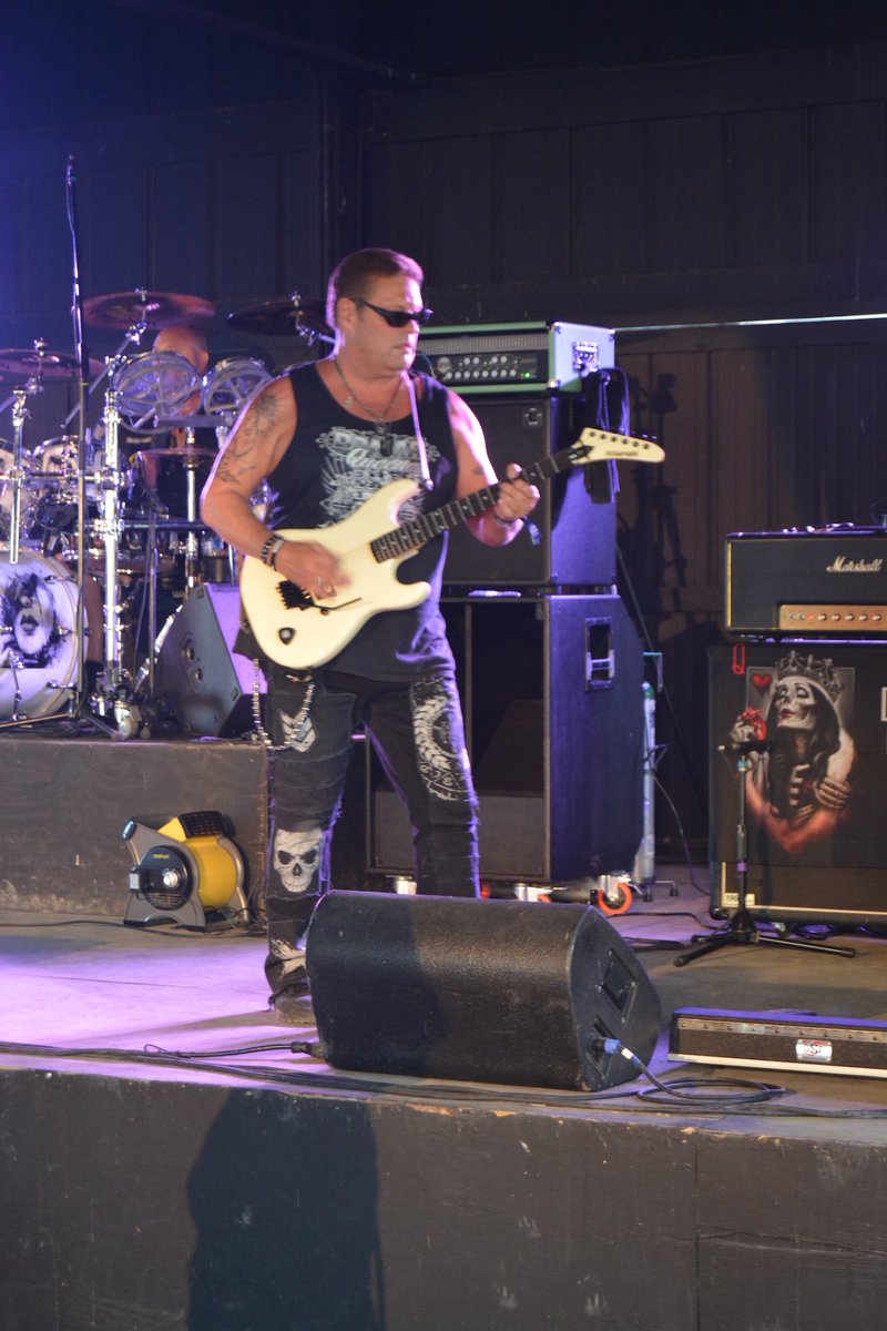 Have a Rockin’ great weekend friends!!!