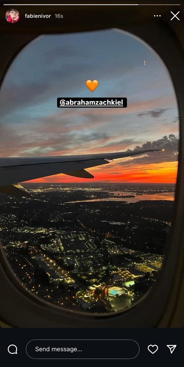 buttersugarfae's tweet image. 220. Papa Ara