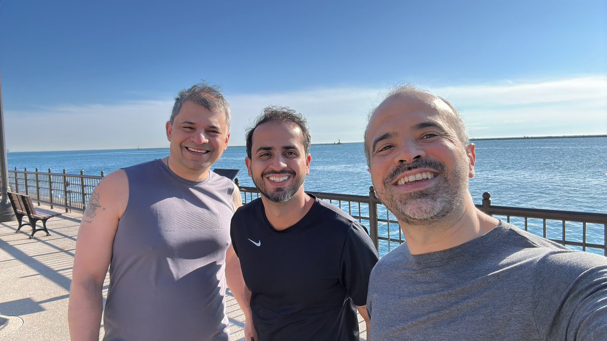 Jose Fernando Moura, PhD (@fernandoonco) on Twitter photo Treinando pra corrida amanhã
Time Brasil 🇧🇷
<a href="/ClaudioVladmir/">Vladmir C. Cordeiro de Lima, MD, PhD</a> <a href="/leogilsan/">Gil-Santana</a> <a href="/OncoAlert/">OncoAlert</a> #OncoAlertAF Treinando pra corrida amanhã
Time Brasil 🇧🇷
<a href="/ClaudioVladmir/">Vladmir C. Cordeiro de Lima, MD, PhD</a> <a href="/leogilsan/">Gil-Santana</a> <a href="/OncoAlert/">OncoAlert</a> #OncoAlertAF