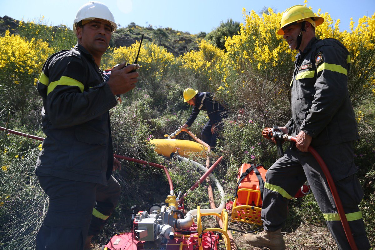 Une grande satisfaction d’accueillir les premiers experts au 🇱🇧 depuis octobre 2023. Toute la compétence de David et Valentin du <a href="/riisc_7/">7e RIISC</a> au service de la <a href="/CivilDefenseLB/">الدفاع المدني اللبناني</a> qui va pouvoir déployer les formations aux feux de forêts. <a href="/SecCivileFrance/">Sécurité Civile</a> <a href="/DG_SecCivile/">Julien Marion - DGSCGC</a> <a href="/CoopSecuDefense/">DCSD🇫🇷</a>