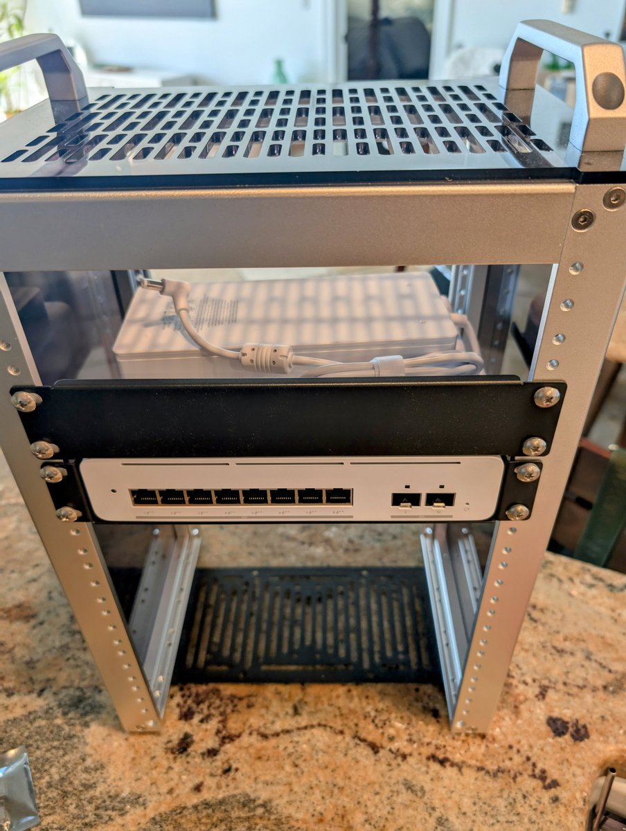 clayd333's tweet image. Yes, the new @Ubiquiti Pro XG 8 PoE fits on a 10" rack. Be sure to give yourself an extra 1u of space if you want to put the power supply in the rack...
