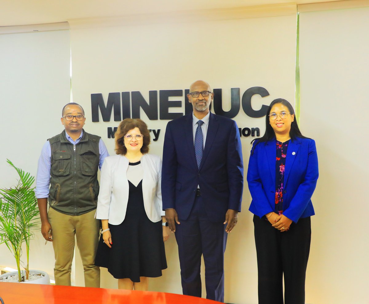 Ministry of Education | Rwanda (@rwanda_edu) on Twitter photo Le Ministre de l'Ăducation, <a href="/JoNsengimana/">Joseph Nsengimana</a> , a reçu une dĂ©lĂ©gation de lâ <a href="/OIFrancophonie/">La Francophonie</a> conduite par Dr. Rennie Yotova, Directrice du Centre rĂ©gional francophone pour lâAfrique , Directrice du Centre rĂ©gional francophone pour lâAfrique, accompagnĂ©e de Mme Meva, AttachĂ©e de Le Ministre de l'Ăducation, <a href="/JoNsengimana/">Joseph Nsengimana</a> , a reçu une dĂ©lĂ©gation de lâ <a href="/OIFrancophonie/">La Francophonie</a> conduite par Dr. Rennie Yotova, Directrice du Centre rĂ©gional francophone pour lâAfrique , Directrice du Centre rĂ©gional francophone pour lâAfrique, accompagnĂ©e de Mme Meva, AttachĂ©e de
