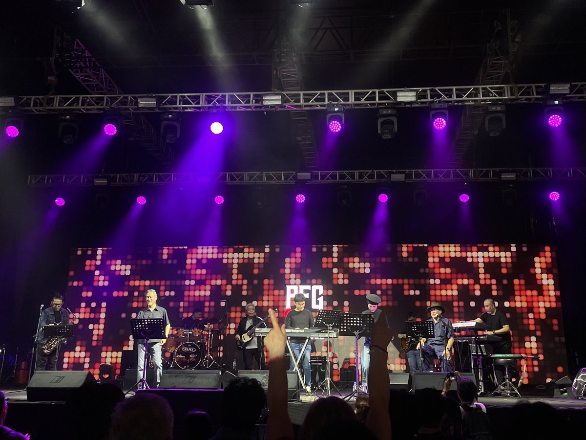 JavaJazzFest's tweet image. Catch @PeterGontha &amp;amp; The Groove Syndicate blending jazz &amp;amp; funk at Java Jazz Stage🎷

#BNIJJF2025 #20yearsJavaJazzFestival