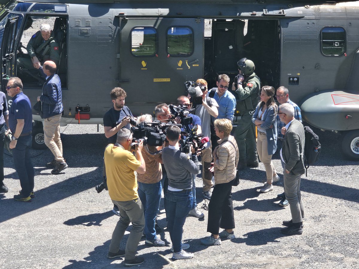 The Swiss President <a href="/keller_sutter/">Karin Keller-Sutter</a> talked to the press after flying over #Blatten 🇨🇭🚁 
 "This is a huge disaster. I am very moved. I have never seen anything like this,"she said. 
<a href="/kyodo_official/">共同通信公式</a> channels &amp; partners will be updated about it.