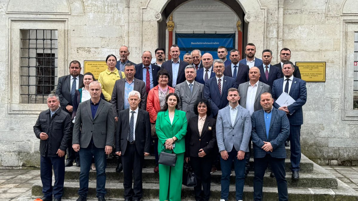 FUEN_TAG's tweet photo. #FUENTAG 11. Yıllık Toplantısı’nda Balkanlardan Kafkasya’ya kadar olan geniş coğrafyada yaşayan Türk azınlık ve topluluklarının temsilcileri Bulgaristan Türklerinin ev sahipliğinde Varna’da buluşuyor. #FUEN #Türkazınlıkları #Türktoplulukları https://t.co/9u7ZZ0s00t