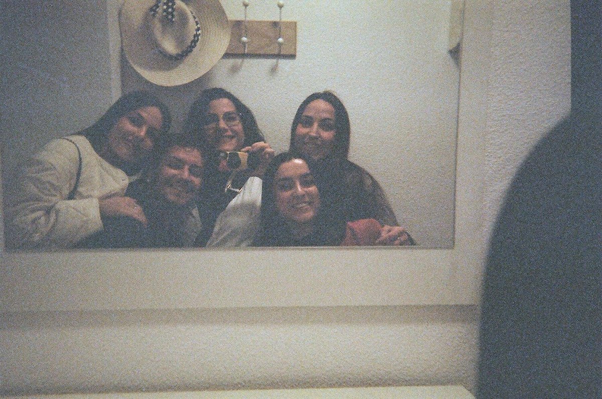 Nuria_Alvarez97's tweet photo. He revelado la cámara ✨️ https://t.co/FPOAtnuad7