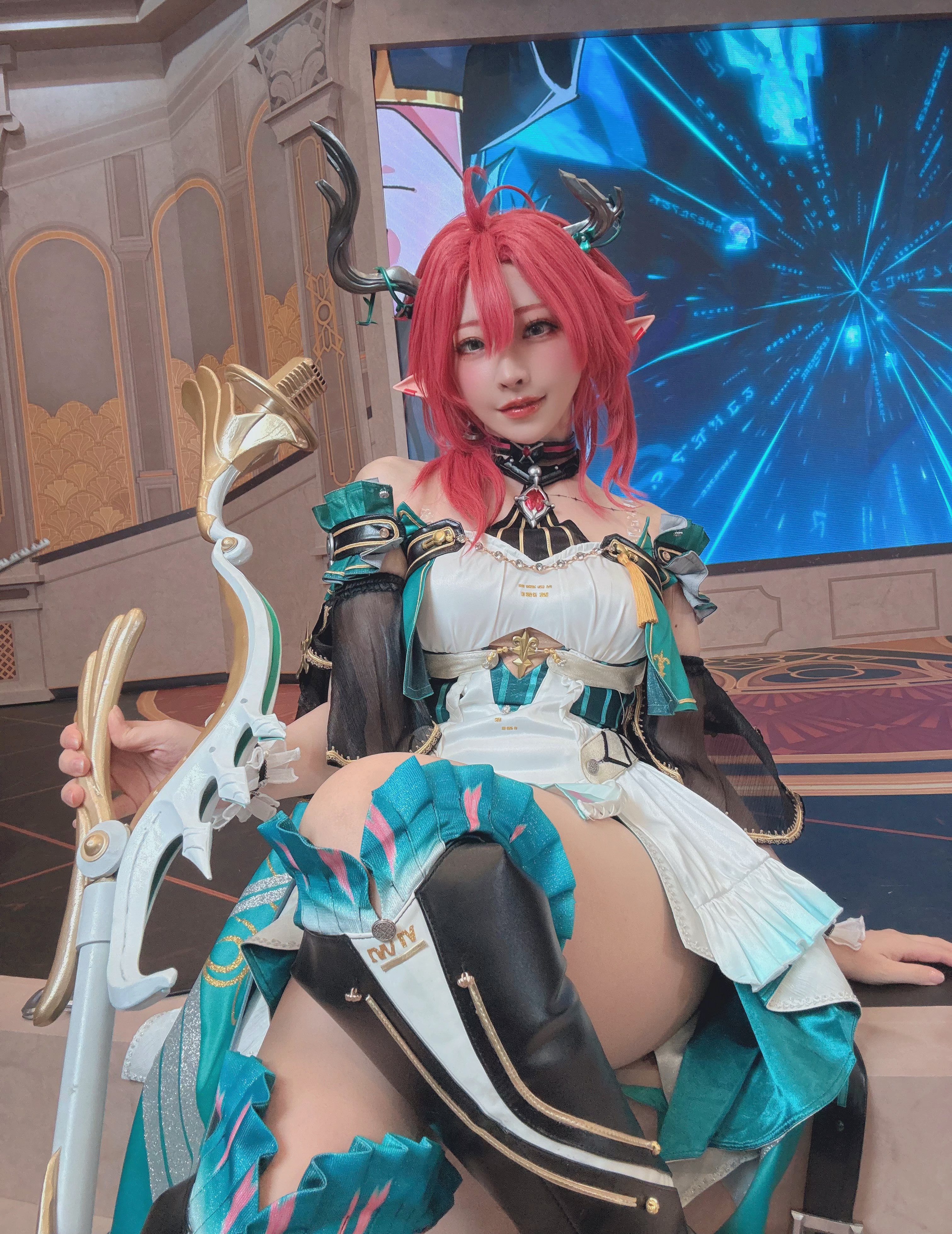 みぃこ コスプレ写真集 コスプレイヤー グラブルコスプレ 5冊＋チェキ みぃこ コスプレ写真集 コスプレイヤー グラブルコスプレ 5冊＋