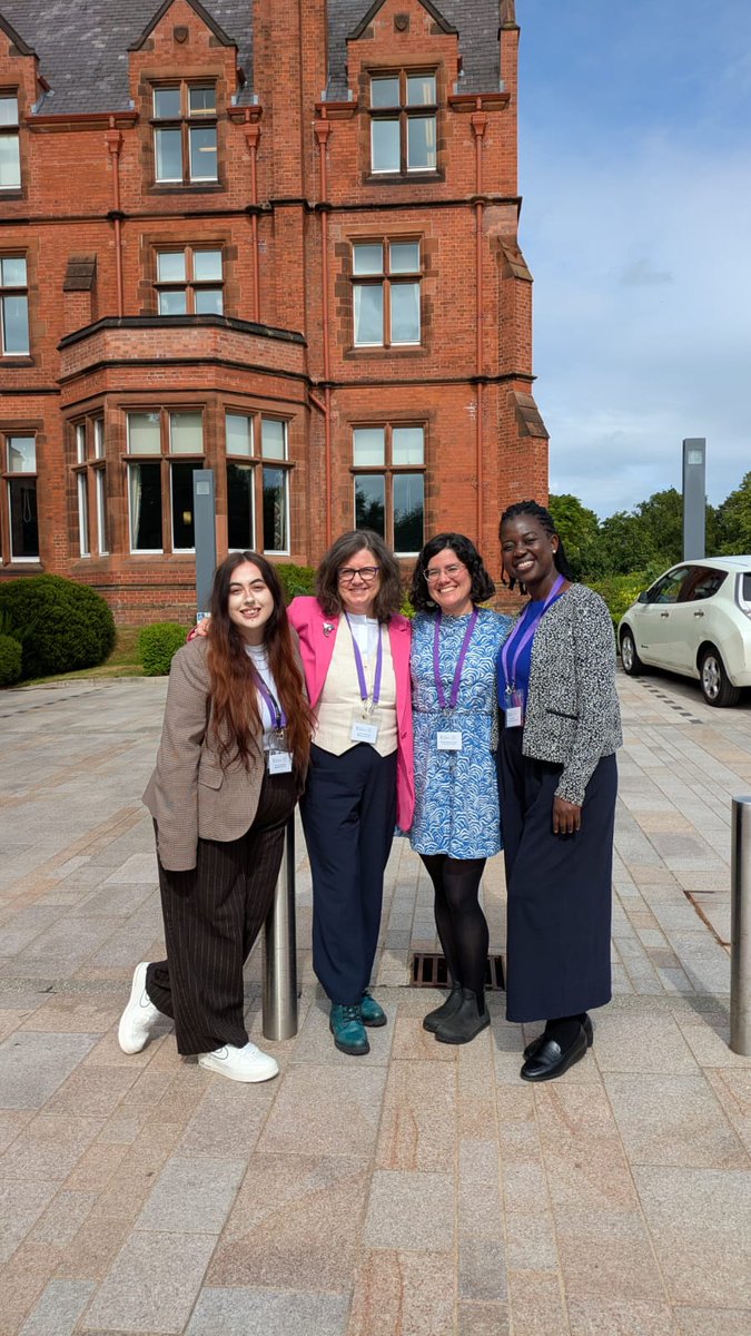 jdeaneking's tweet image. Delighted with the opportunity to present my research on Awareness of COPD in Ireland at PHM 2025 @QUBPsych @BPSOfficial @PsychSocIreland. Thank you @RebeccaMaguire @COPDSupportIre . Great day spent among amazing researchers from @MUpsychdept @ShanIsWeird @MhYanet @JJAlabs
