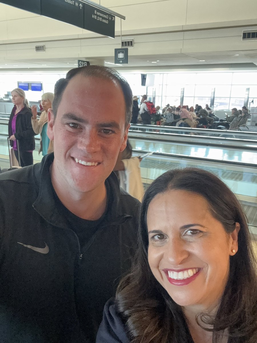 Dr. Estela Rodriguez (@latinamd) on Twitter photo First #ASCO25 connection at the airport . Meeting <a href="/SteveBialickDO/">Steve Bialick, DO</a> - former fellow now extraordinary attending in Sarcoma & GI cancers <a href="/SylvesterCancer/">Sylvester Comprehensive Cancer Center</a> First #ASCO25 connection at the airport . Meeting <a href="/SteveBialickDO/">Steve Bialick, DO</a> - former fellow now extraordinary attending in Sarcoma & GI cancers <a href="/SylvesterCancer/">Sylvester Comprehensive Cancer Center</a>
