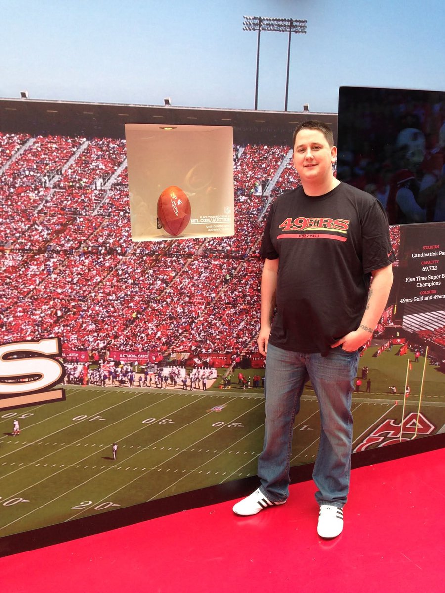 Kris87Martin's tweet photo. Always knew 49ers were the good guys 😂 https://t.co/TMXadH2R5e