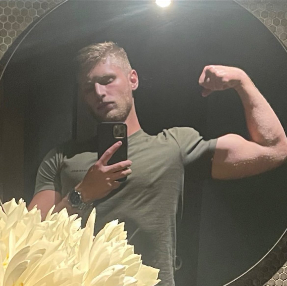 Happy Frittata Friday

Stop being a lazy fuck

Procure the $xavier and hit the gym