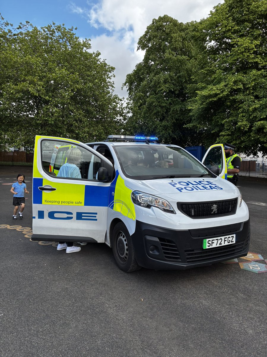 McCloreyMr tweet media