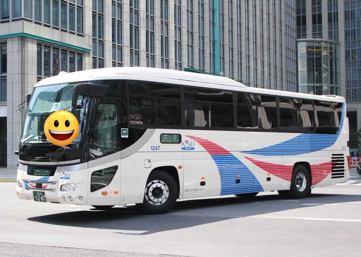 京成バス千葉イーストの新型セレガHDです。 千葉230あ12-47 日野2PG