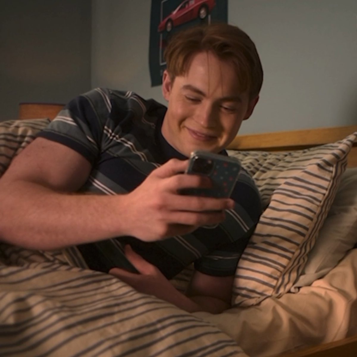 all this just because his boyfriend told him that he wants to kiss him at school