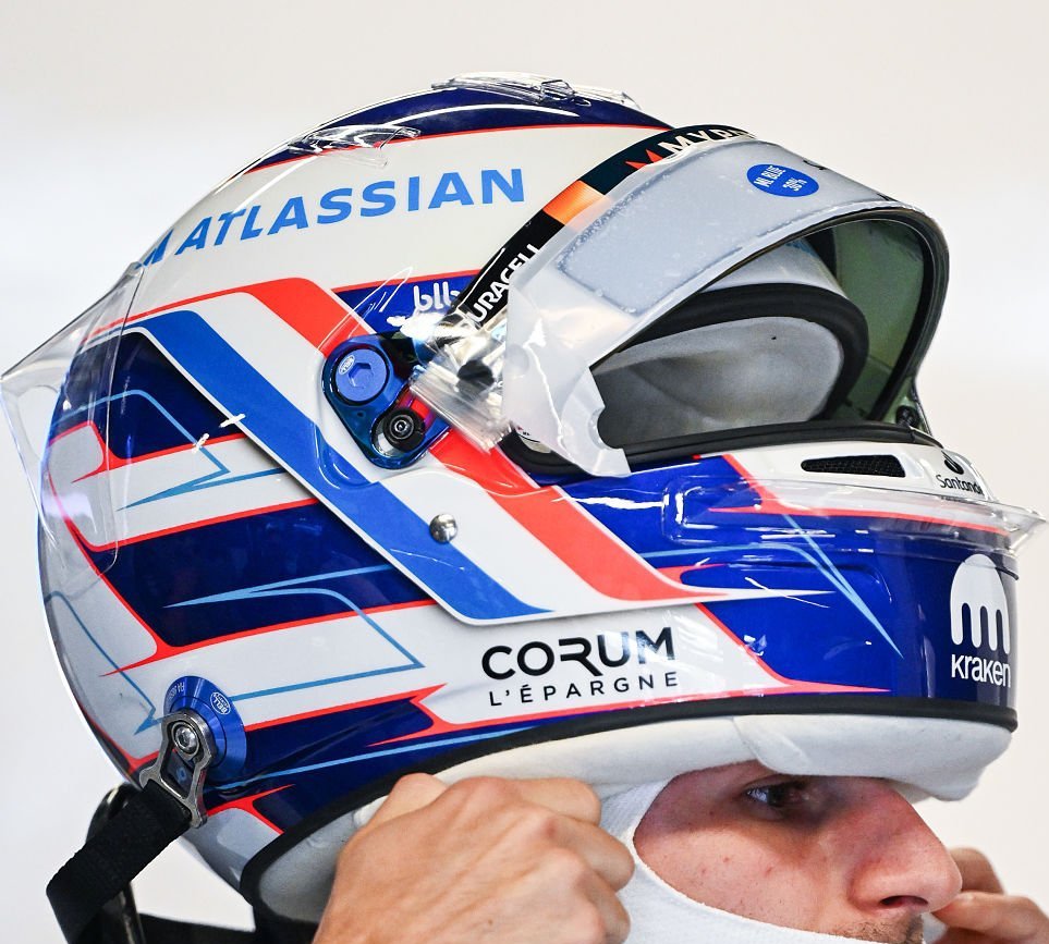 F1HLM's tweet image. Helmet design of Victor Martins / Williams Racing

#martins #victormartins #f1 #formula1 #formula2 #williams #williamsf1 #motorsport #SpanishGP