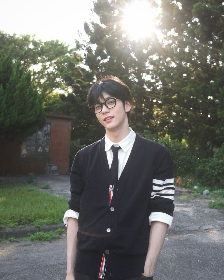 selfolssi's tweet image. Hi siapa mau menambahkan saya dilinamasanya?