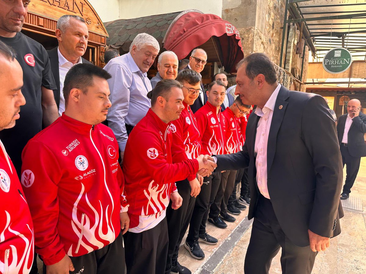 🇹🇷 Ay-yıldızlı yürekler Tokat’ta!

Down Sendromlular Futsal A Millî Takımımızı Tokat’ımızda misafir etmeden, Avrupa Şampiyonası’na uğurlamak olmazdı.

Allah yolunuzu açık etsin, dualarımız ve desteğimiz sizinle! 👏🏻⭐️