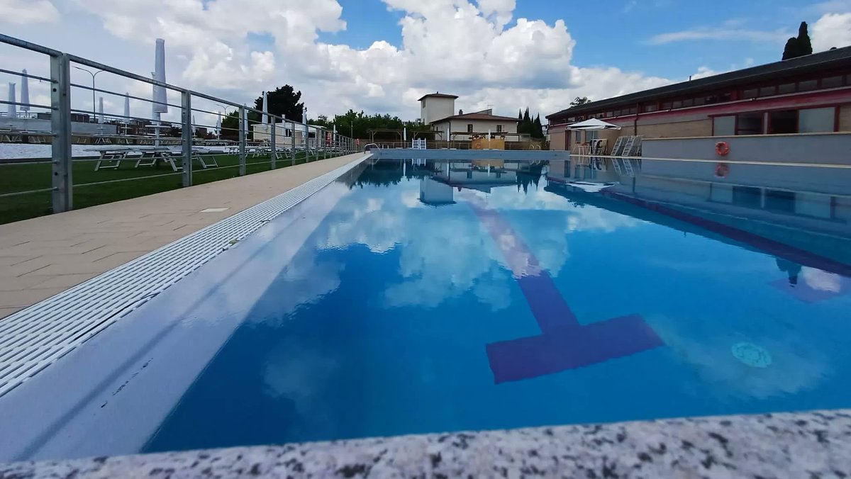 📣Riapre al pubblico sabato 31/05 la piscina Val di Rose al Campus di Sesto Fiorentino.
🏊 Sono previste tariffe agevolate per gli studenti e per tutta la comunità universitaria.

👉Scopri di più u.garr.it/rOoBn