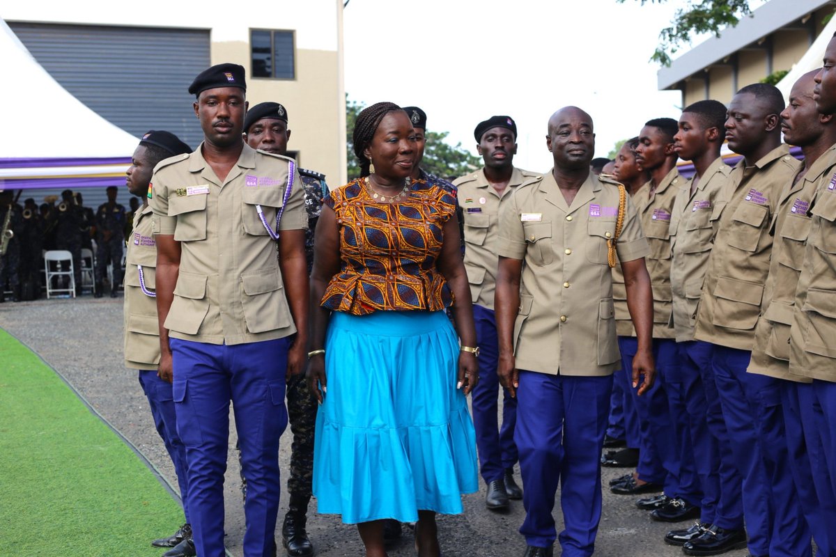 GhanaStandards's tweet image. The GSA, on Friday, May 30, 2025, commissioned another batch of over 300 Trading Standards Inspectors (TSIs) to ensure fair trading practices and protect consumers.

The inspectors, who will be deployed nationwide, are mandated to enforce the Ghana Standards Authority Act 2022.