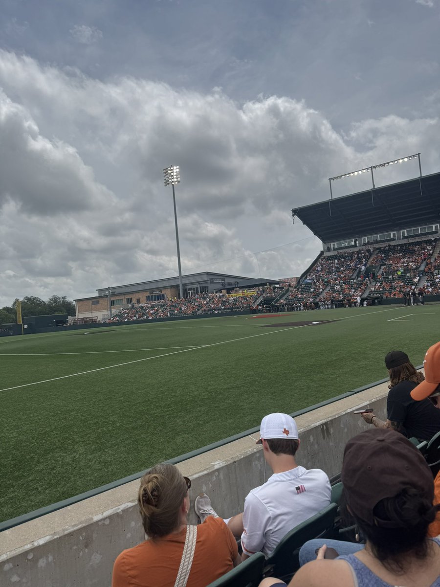 Praying I don’t get hit by a foul ball #HookEm