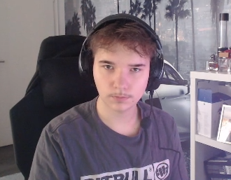 ws snowzy (@snowzyfne) on Twitter photo 