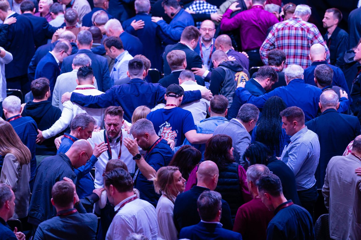 WillGraham_4's tweet photo. I’ve been encouraged to see Christian leaders, pastors, and evangelists of all ages unite together this week at the European Congress on Evangelism in #Berlin. As these men and women go back to their homes, will you pray for them? https://t.co/fiqRKD97wm
