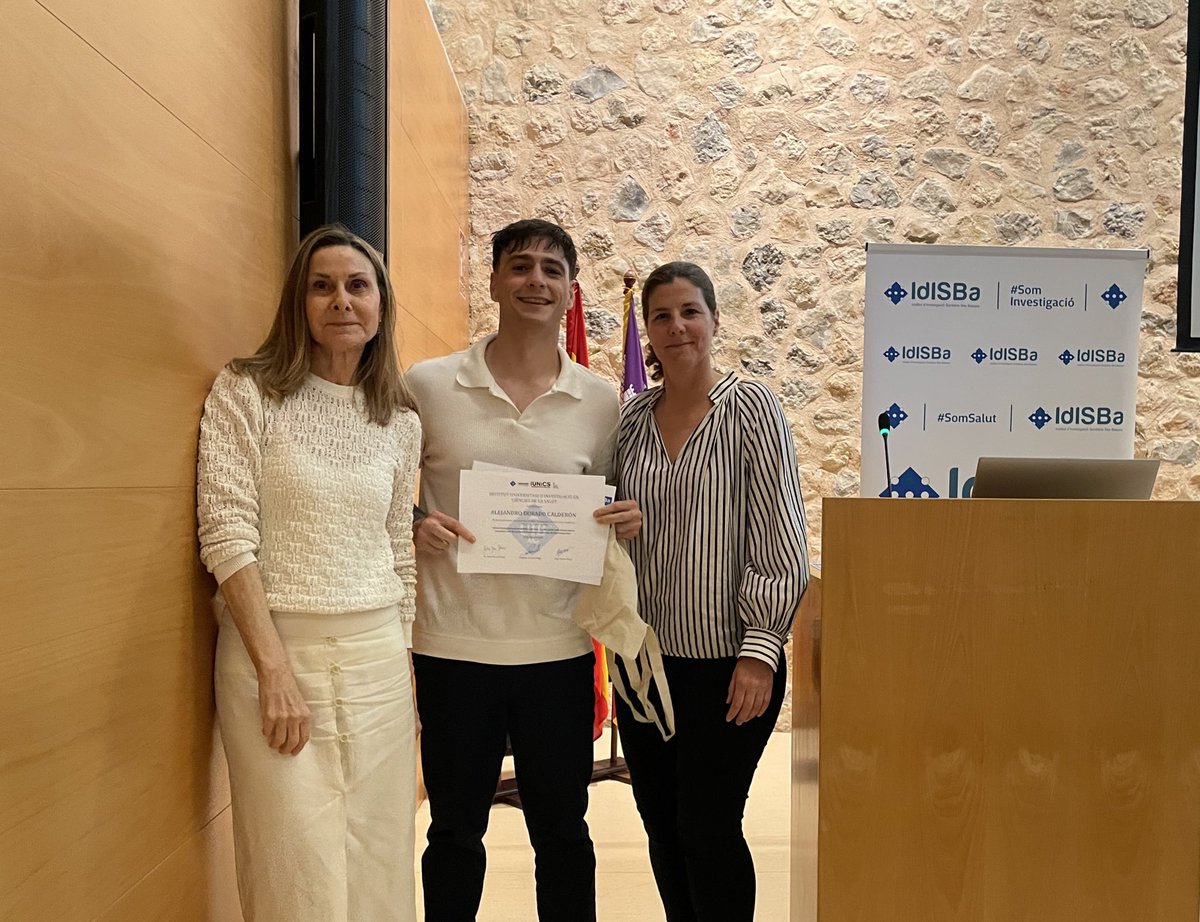 idisbaib's tweet photo. 🔬Enhorabona als 4 guardonats avui en el marc de les II Jornades phD(ay): Pere Miquel Morlà, Laura Galvez, Carmen Raez i Alejandro Dorado 👏 https://t.co/gKPTOCSr9H