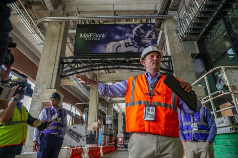 With nearly half a billion dollars in public bond funds fueling renovations, M&amp;T Bank Stadium needs to expand its calendar so we can enjoy the new amenities more than 10 or so days a year.

An NFL Draft? A Super Bowl? Top-tier concerts? Aim for it all: thebaltimorebanner.com/sports/ravens-…