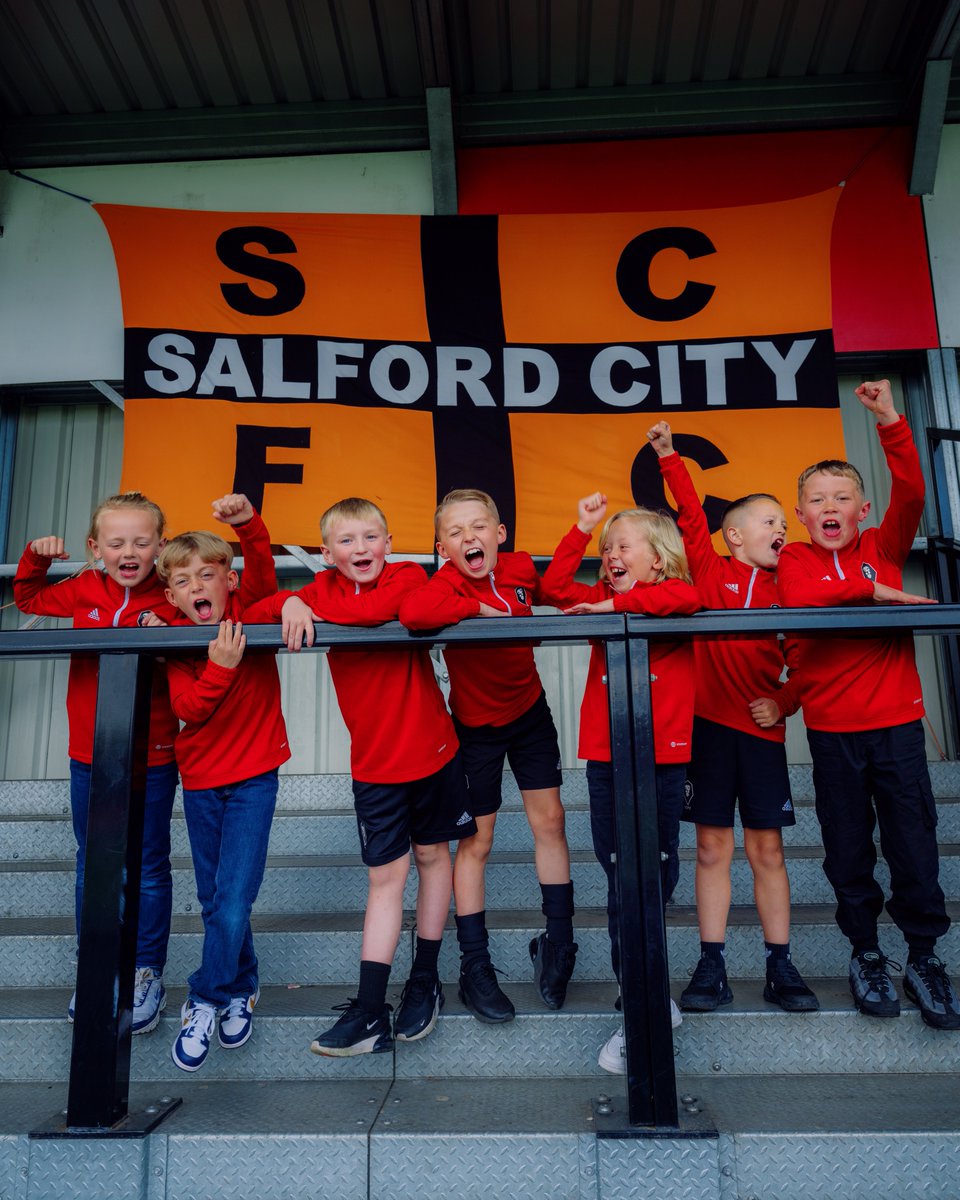 This is how it feels to be Salford 😆

Welcoming our newest group of Under-9s to Salford City 👋