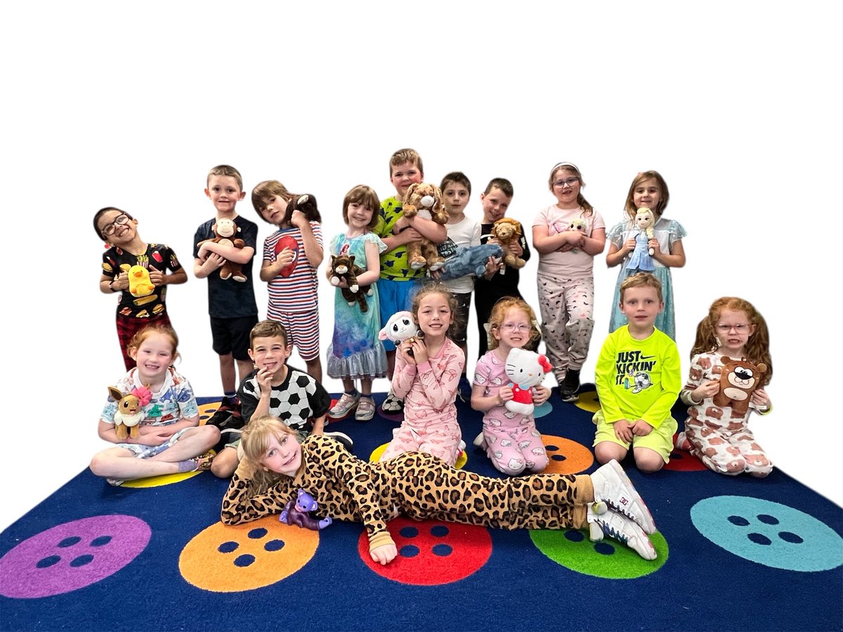 Mrs. Riley tweet media