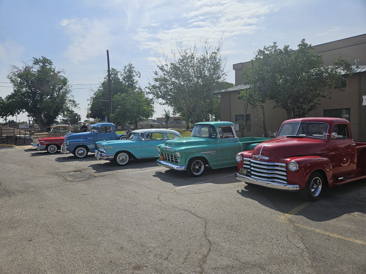 A huge thank you to Latin Pride Car Club for visiting our campus today - Amazing Rides <a href="/YsletaISD/">Ysleta ISD</a>