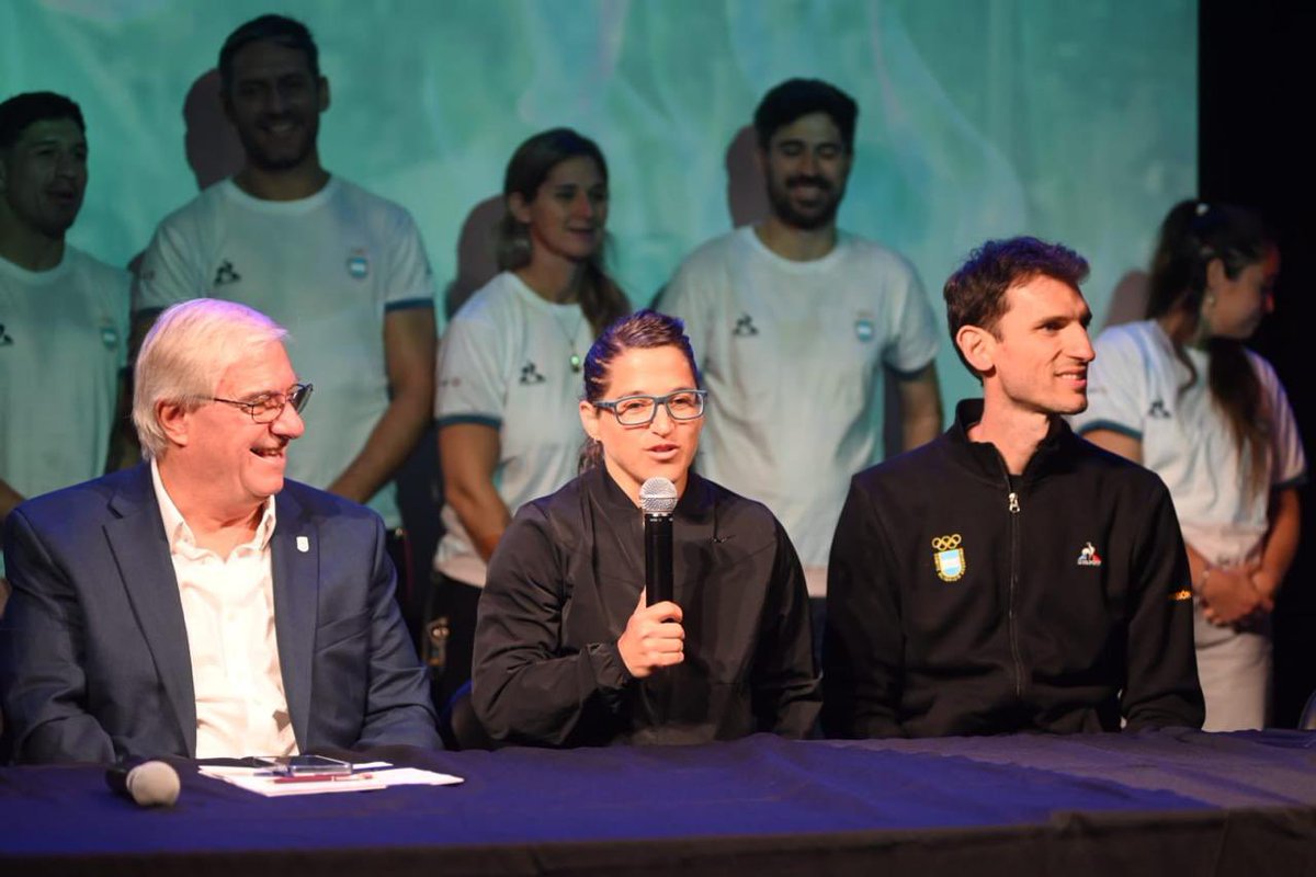 🏅Paula Pareto, campeona olímpica y miembro del Comité Olímpico Internacional, es la nueva presidente de la Comisión de Atletas del Comité Olímpico Argentino. 🇦🇷👏🏻

🔗 Más información: tinyurl.com/bdesd4s3