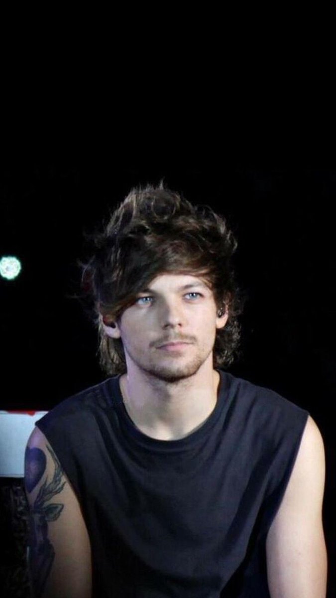 hourlyLT28's tweet image. Louis Tomlinson 🕐